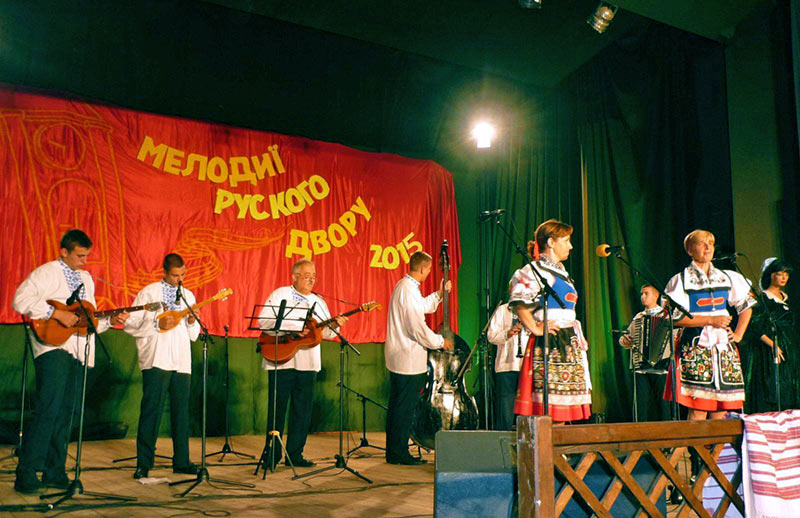 Мелодије руског двора на сцени