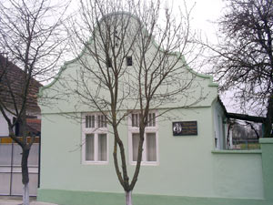 Ку­ћа на­род­ног пе­сни­ка и гу­сла­ра Фи­ли­па Ви­шњи­ћа у Ви­шњи­ће­ву