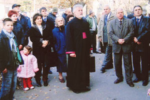 Спомен испред места злочина bombardovanje.jpg