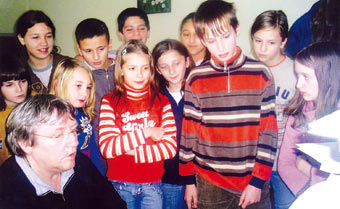 Полазници изборног предмета са професором golub_deca.jpg