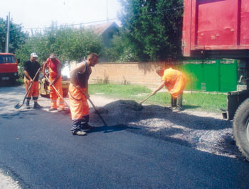 Радови у току krpljenje-rupa-ljuba.jpg