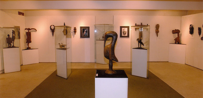 Музејска изложба "Мотив птице у уметности Африке"