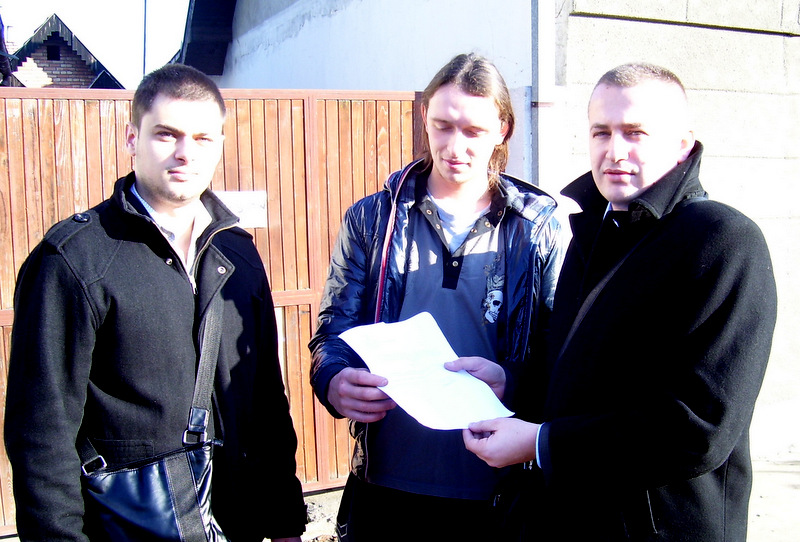 Дејан Лугарушић и Вујадин Васић са Карлом Мушкалцином,Шид