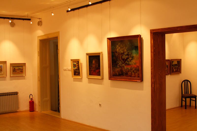 Музеј наивне уметности "Илијанум",Шид